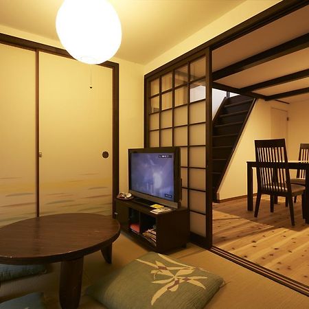 Guest House Connection Karasuma Gojo Kyoto Exterior photo