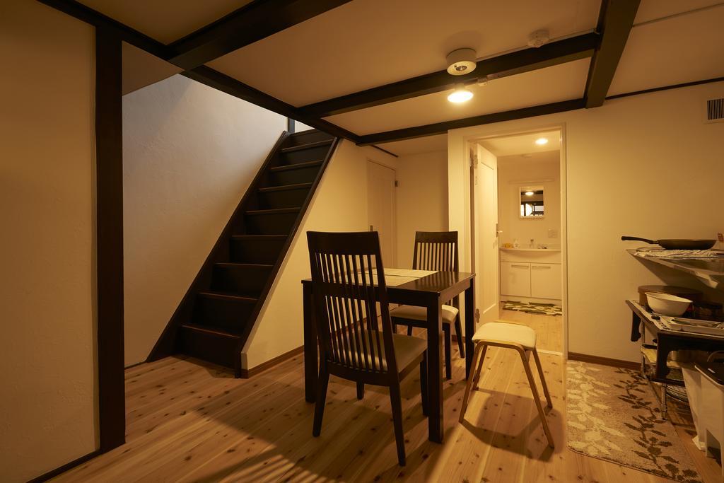Guest House Connection Karasuma Gojo Kyoto Exterior photo