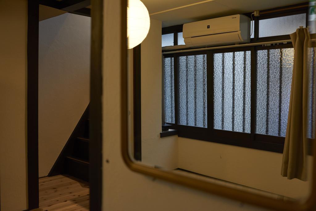 Guest House Connection Karasuma Gojo Kyoto Exterior photo