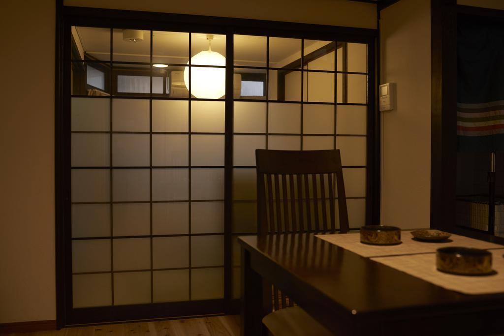 Guest House Connection Karasuma Gojo Kyoto Exterior photo
